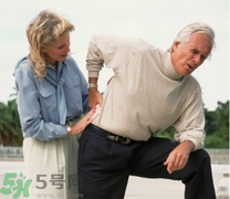 老年人骨質(zhì)疏松吃什么好？骨質(zhì)疏松應(yīng)該如何預(yù)防？