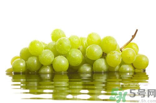 葡萄不能和什么一起吃？葡萄的食用禁忌