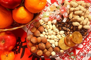 開(kāi)心果和啤酒能一起吃嗎?開(kāi)心果和啤酒一起吃會(huì)怎么樣