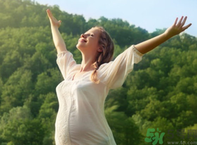 孕婦濕氣重怎么辦？孕婦濕氣重的表現(xiàn)癥狀？