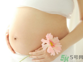 月子里怎么去妊娠紋？月子里吃什么可以去妊娠紋？