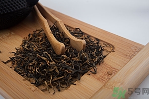 菊花茶月經(jīng)期可以喝嗎?經(jīng)期喝菊花茶會(huì)怎么樣