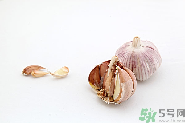 生姜能防止脫發(fā)嗎?生姜防脫發(fā)生發(fā)的方法 生姜能防止脫發(fā)嗎?生姜防脫發(fā)生發(fā)的方法