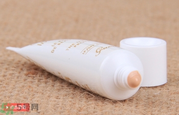 臉部防曬用什么護膚品好？臉上防曬哪個牌子好？