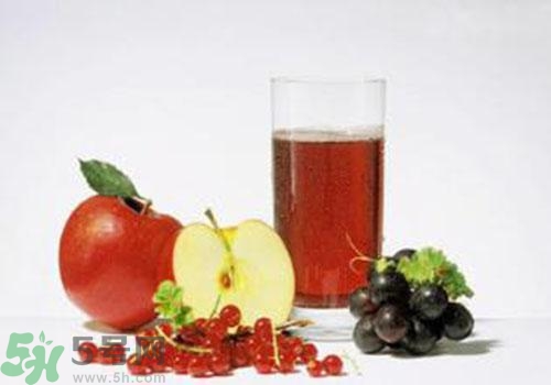 葡萄和什么一起榨汁好喝？葡萄和什么水果一起榨汁？