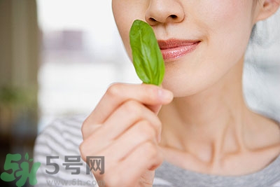 排卵期長痘痘是怎么回事?排卵期長痘痘正常嗎 排卵期長痘痘是怎么回事?排卵期長痘痘正常嗎