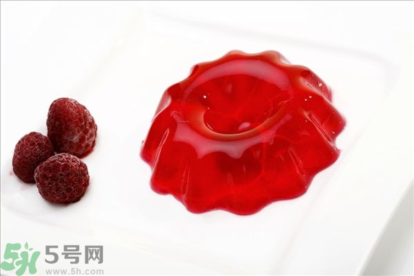 寶寶咳嗽能吃果凍嗎？寶寶多大可以吃果凍？