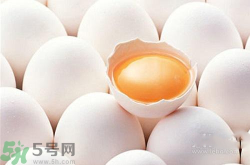 雞蛋面膜的做法和功效 雞蛋面膜有什么作用 雞蛋面膜的做法和功效 雞蛋面膜有什么作用