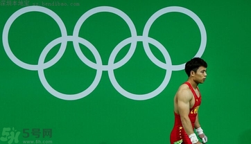 諶利軍舉重棄權(quán) 舉重為什么容易腿抽筋？