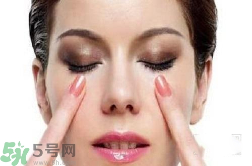 秋季眼睛干澀怎么辦？秋季眼睛干澀怎么調(diào)理？