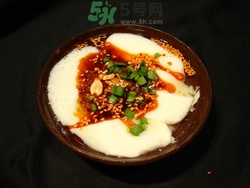 吃豆腐腦有什么好處?豆腐腦的營養(yǎng)價(jià)值