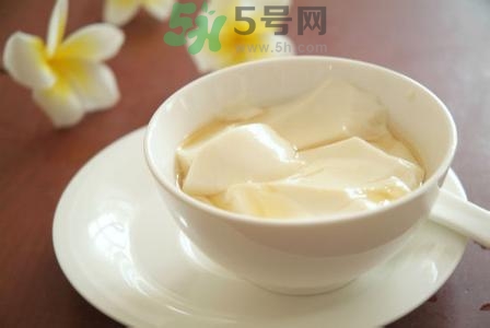 吃豆腐腦有什么好處?豆腐腦的營養(yǎng)價(jià)值