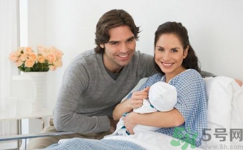 秋天坐月子怎么穿衣服？秋天坐月子注意事項(xiàng)