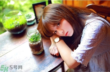 美瞳怎么分左右眼？戴美瞳能睡覺嗎？