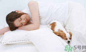 黃體破裂怎么引起的？黃體破裂怎么治療？