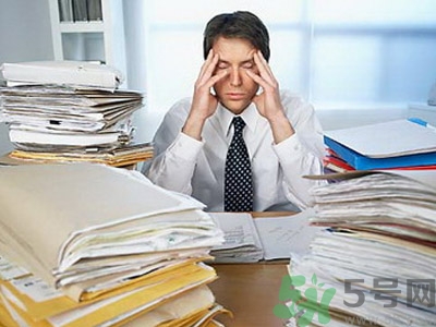 焦慮會(huì)引起胃病嗎?焦慮會(huì)引起哪些癥狀