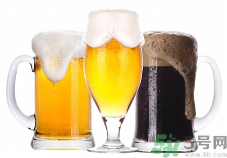喝冰啤酒對(duì)身體有害嗎?喝冰啤酒的危害