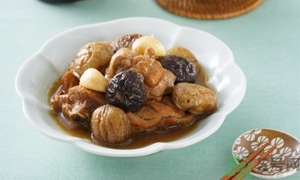 板栗燉鴨好還是燉雞好？栗子燒雞的家常做法