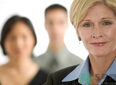 女人絕經(jīng)后會老的很快嗎？女人絕經(jīng)后吃什么延緩衰老？