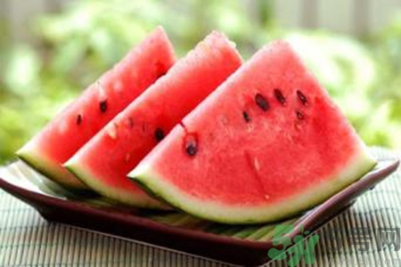 秋季為什么不能吃瓜？秋季吃瓜有什么危害？