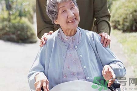 帕金森的易發(fā)人群有哪些？如何預防帕金森？