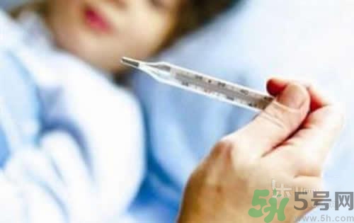 寶寶發(fā)燒多少度要吃退燒藥？寶寶發(fā)燒退燒藥多久吃一次？