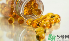 寶寶為什么要吃魚肝油？魚肝油的功效與作用