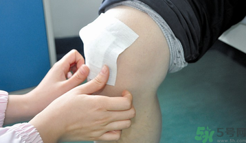 下雨天關(guān)節(jié)痛是怎么回事？下雨天關(guān)節(jié)疼痛是風(fēng)濕性關(guān)節(jié)炎嗎？