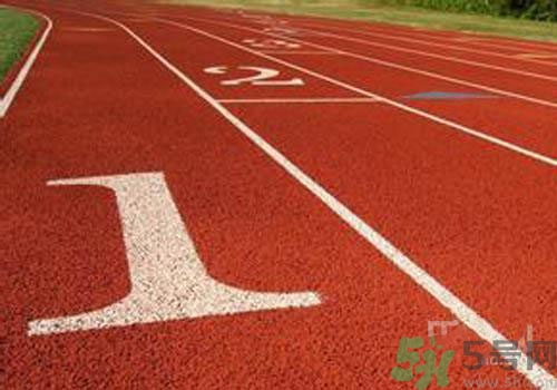 新鞋的塑膠味怎么去除？新鞋有塑膠味怎么辦？