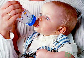 寶寶秋季腹瀉有哪些癥狀？寶寶秋季腹瀉的食譜推薦