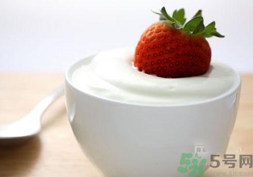 酸奶脹氣能喝嗎？酸奶脹袋能喝嗎？