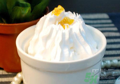 酸奶脹氣能喝嗎？酸奶脹袋能喝嗎？