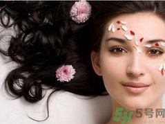 為什么秋季季容易脫發(fā)？秋季脫發(fā)嚴(yán)重怎么辦？