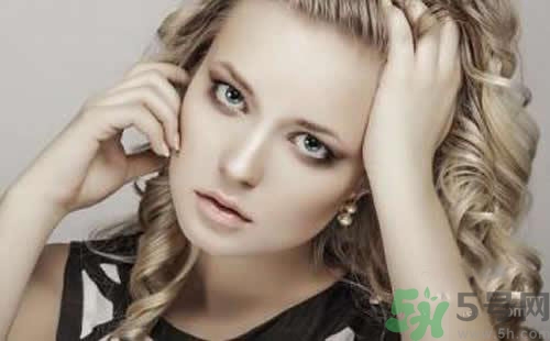 生完孩子后皮膚變黑是怎么回事？生完孩子后皮膚變黑怎么辦？