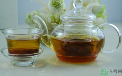 金銀花可以和羅漢果一起泡水喝嗎？羅漢果金銀花茶功效及做法