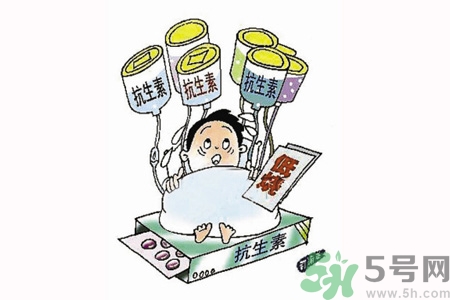 感冒一天吃6片抗生素有危害嗎？抗生素屬于激素類(lèi)藥物嗎？