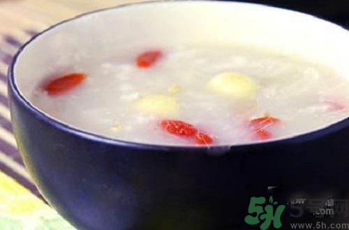 秋天喝什么粥比較好？秋天喝粥的好處