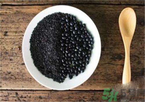 眼睛干澀吃什么好？眼睛疲勞吃什么好？