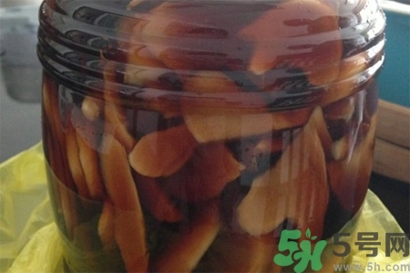 每天吃三片醋泡姜有什么好處？生姜泡醋的作用有哪些？