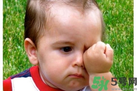 寶寶為什么會感染紅眼?。繉殞毣技t眼病如何治療？