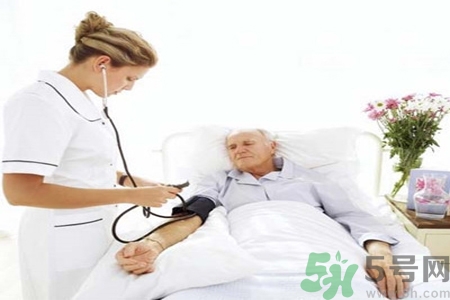 老年人低血壓如何預(yù)防？如何治療低血壓？