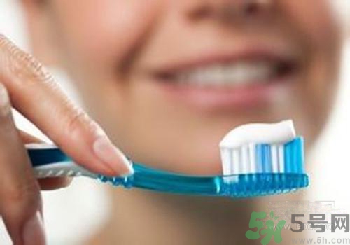 牙齒矯正后怎么刷牙？牙齒矯正后注意事項(xiàng)