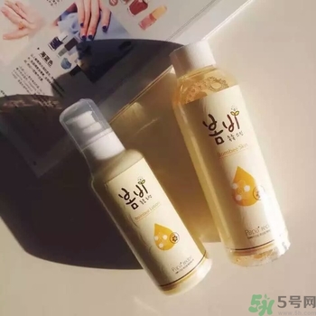 春雨水乳好用嗎？春雨蜂蜜水乳怎么樣？