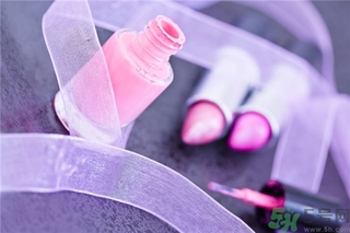 口紅掉色正常嗎？口紅掉色好還是不掉色好？