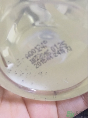 春雨卸妝水好用嗎？春雨卸妝水怎么使用？