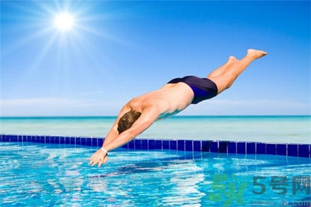 游泳對(duì)身體有什么好處？游泳需要注意什么？
