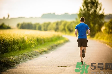 大量排汗真的可以抗癌嗎？運動可以防癌嗎？