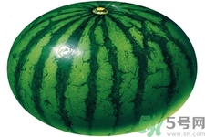 口腔潰瘍可以吃西瓜嗎？口腔潰瘍能不能吃西瓜？