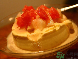 黃桃可以和西瓜一起吃嗎？桃不能和什么一起吃？