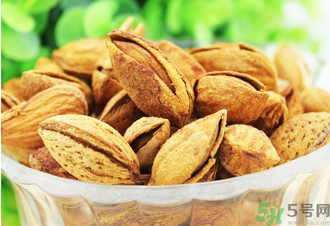 巴旦木是什么？吃巴旦木的好處和壞處 